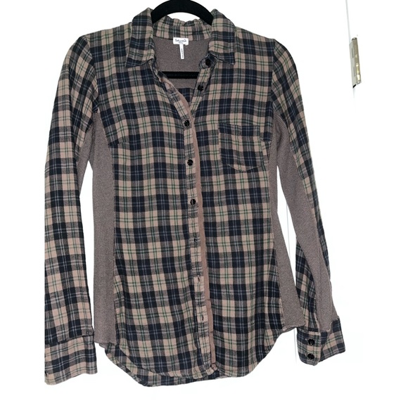 Splendid Tops - Splendid women’s small long sleeve multi color button down shirt